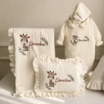 Müslin Set- Yastık, Battaniye, Puset Örtüsü ve Tulum (Zürafa Detaylı) - Görsel 2