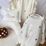 Müslin Set – Yastık, Battaniye ve Puset Örtüsü (Minik Kalp Detaylı)