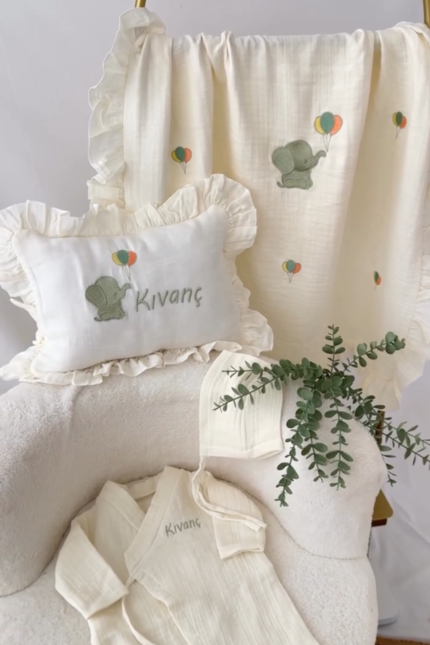 Müslin Set – Yastık, Battaniye ve Tulum (Fil ve Balon Detaylı)